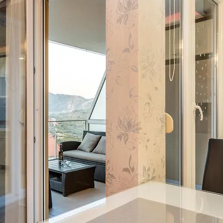 公寓 Luxury Suites