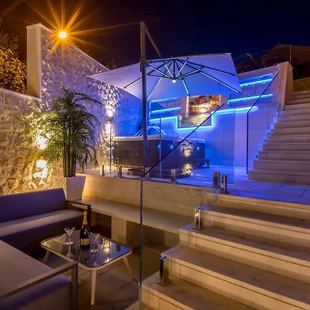 公寓 Luxury Suites