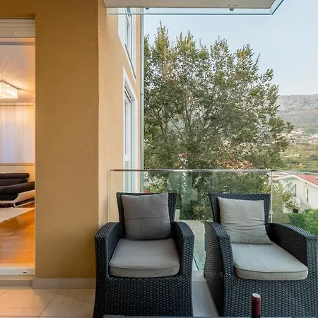 Luxury Suites