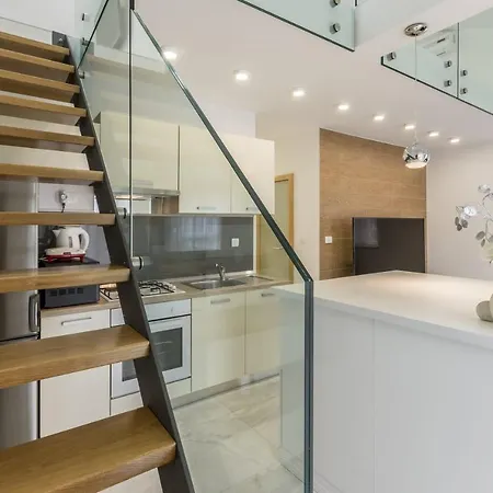 公寓 Luxury Suites 索林