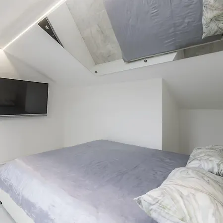 公寓 Luxury Suites 索林