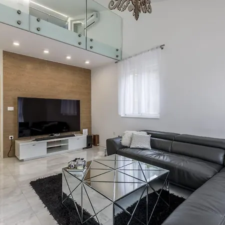 Luxury Suites